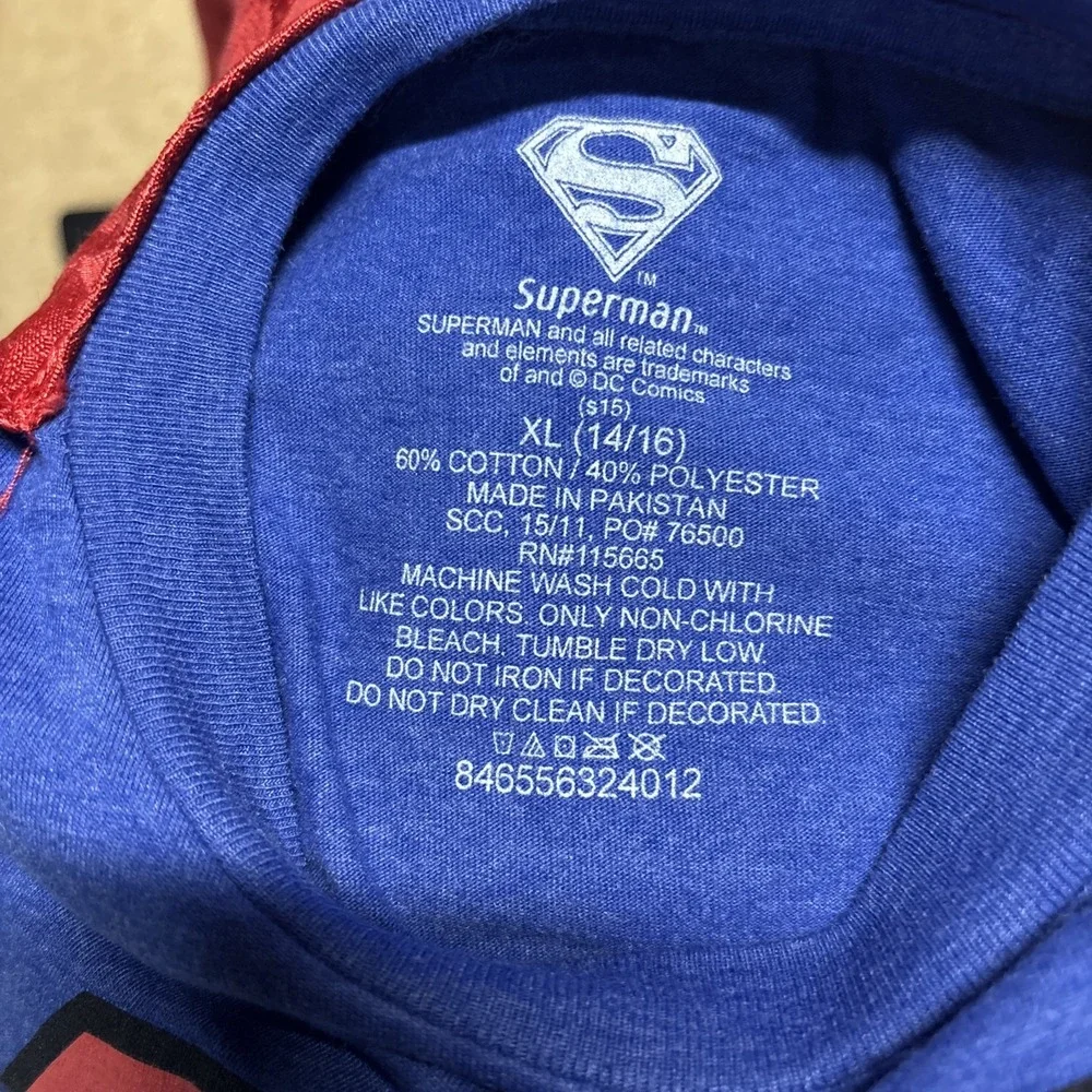 DC Comics Superman Cape Shirt Kids XL 14/16 Blue Red Costume Graphic T-Shirt